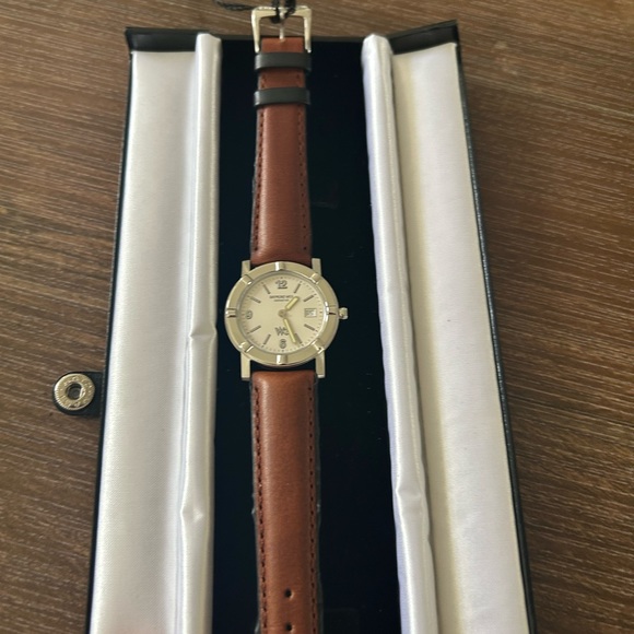 RAYMOND WEIL W1 ladies watch new - Picture 2 of 9